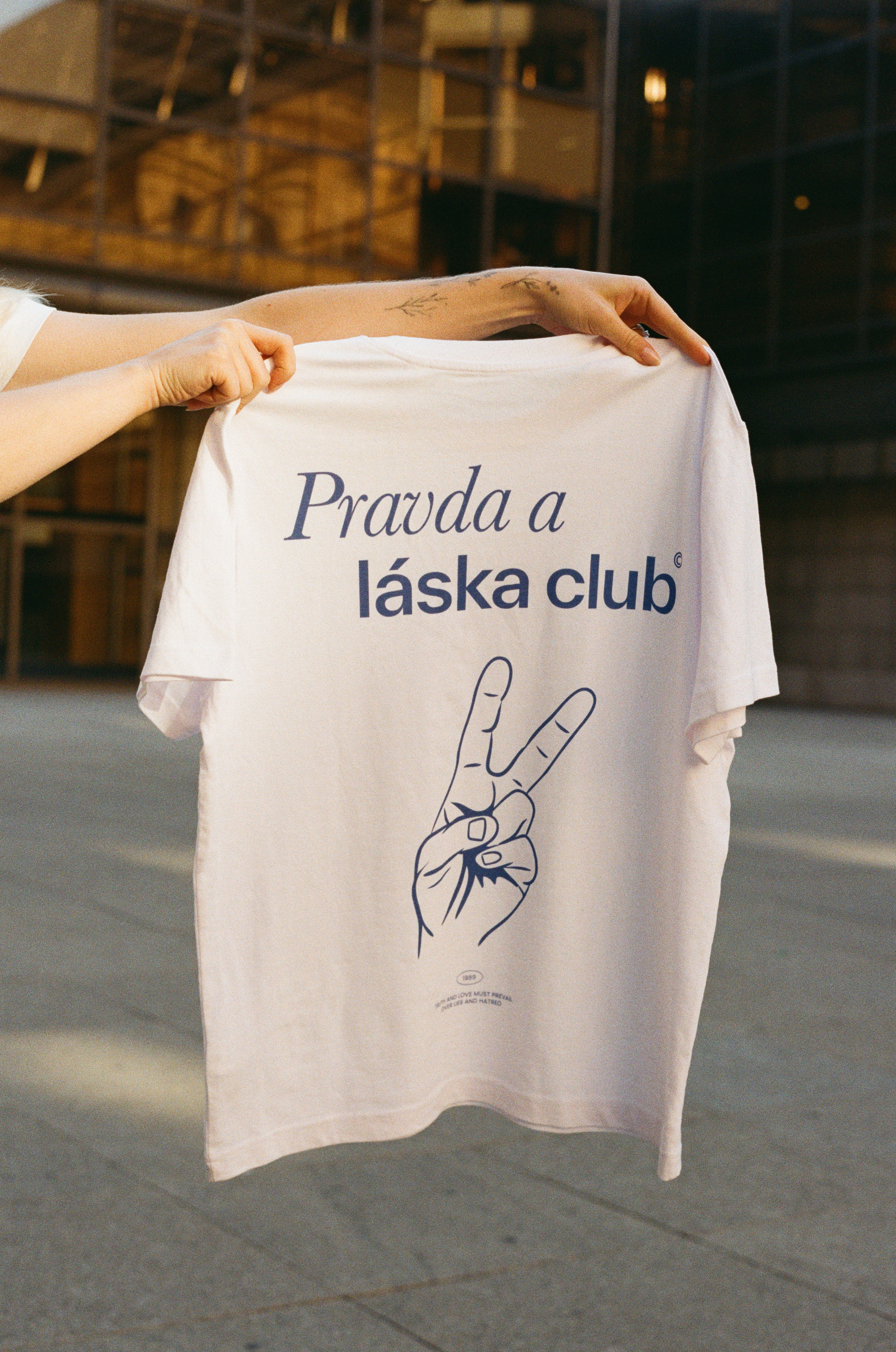 Tričko Pravda a Láska Club